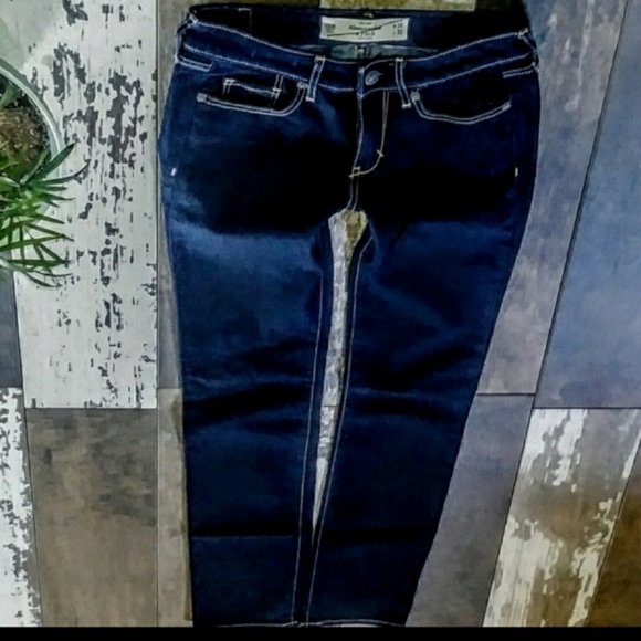 Abercrombie & Fitch Jeans Size 24 Skinny Leg Fit - Picture 3 of 12